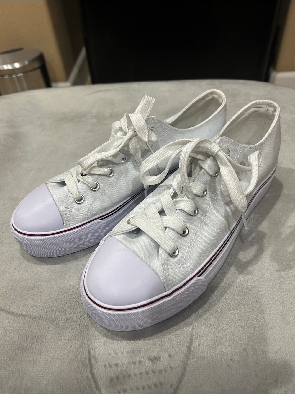 Classic Women's White Canvas Athletic Sneakers - Picture 2 of 6